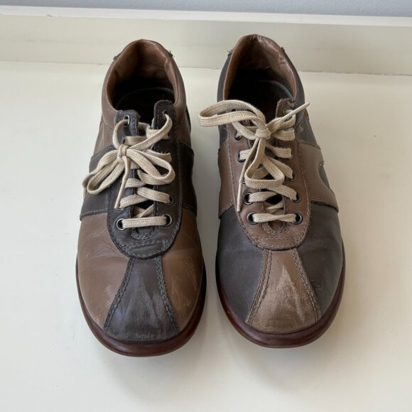 Vintage Camper "Twins" Sneakers - Picture 2 of 7